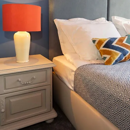 Maria Luisa By Introvert 4*