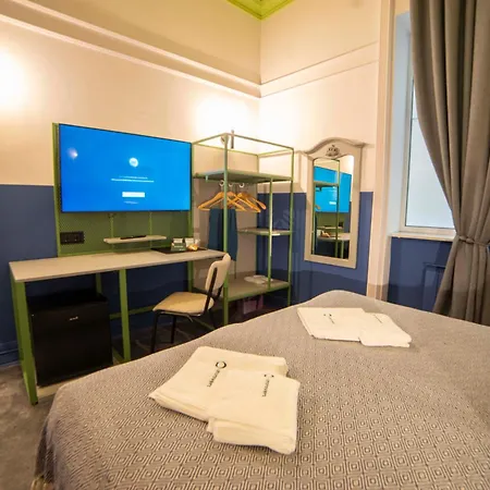 Maria Luisa By Introvert Otel 4*