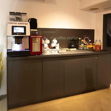Otel Maria Luisa By Introvert 4*