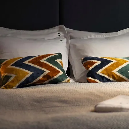 Maria Luisa By Introvert