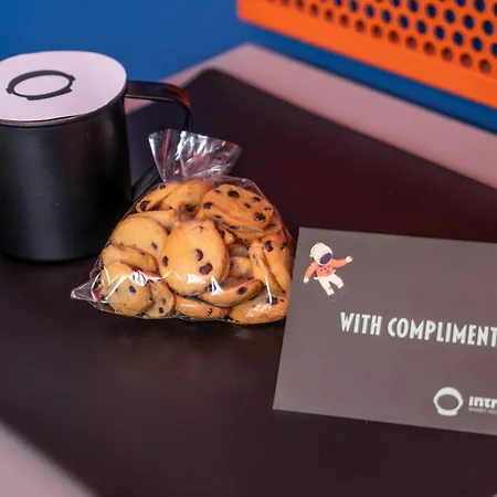 호텔 Maria Luisa By Introvert 4*