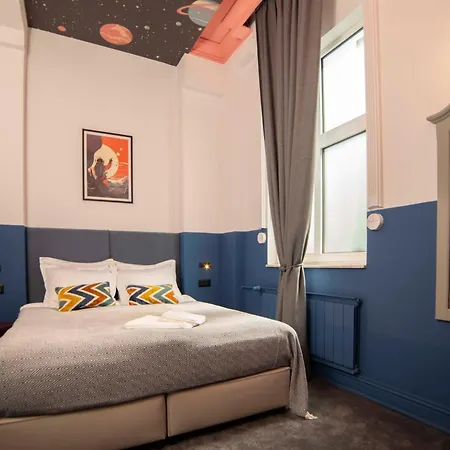 Maria Luisa By Introvert Otel Sofya