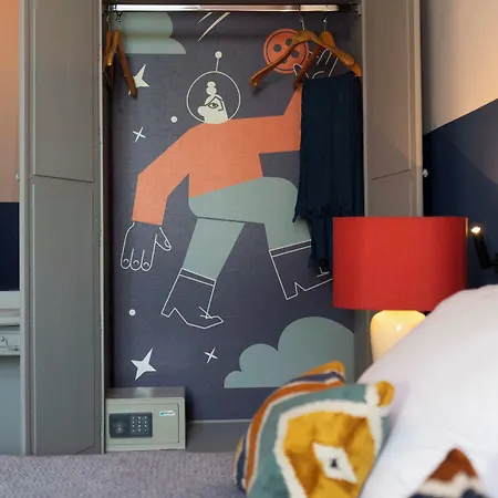 Otel Maria Luisa By Introvert Sofya