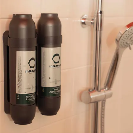 Maria Luisa By Introvert Хотел