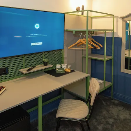 Maria Luisa By Introvert Хотел 4*