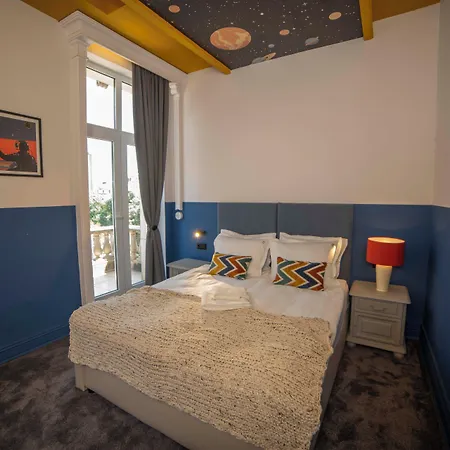 Hotel Maria Luisa By Introvert 4*