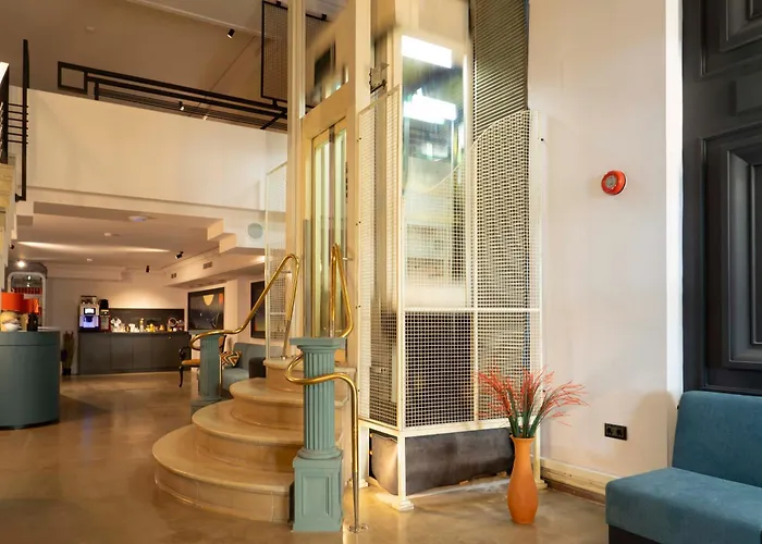 Hotell Maria Luisa By Introvert 4*