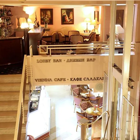 Otel Maria Luisa By Introvert Sofya