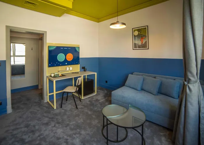 Hotel Maria Luisa By Introvert 4*