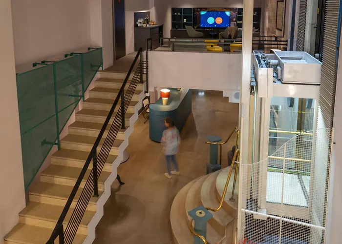 Hotel Maria Luisa By Introvert 4*