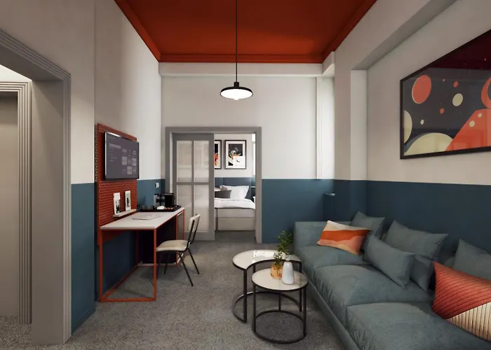 Maria Luisa By Introvert 4*